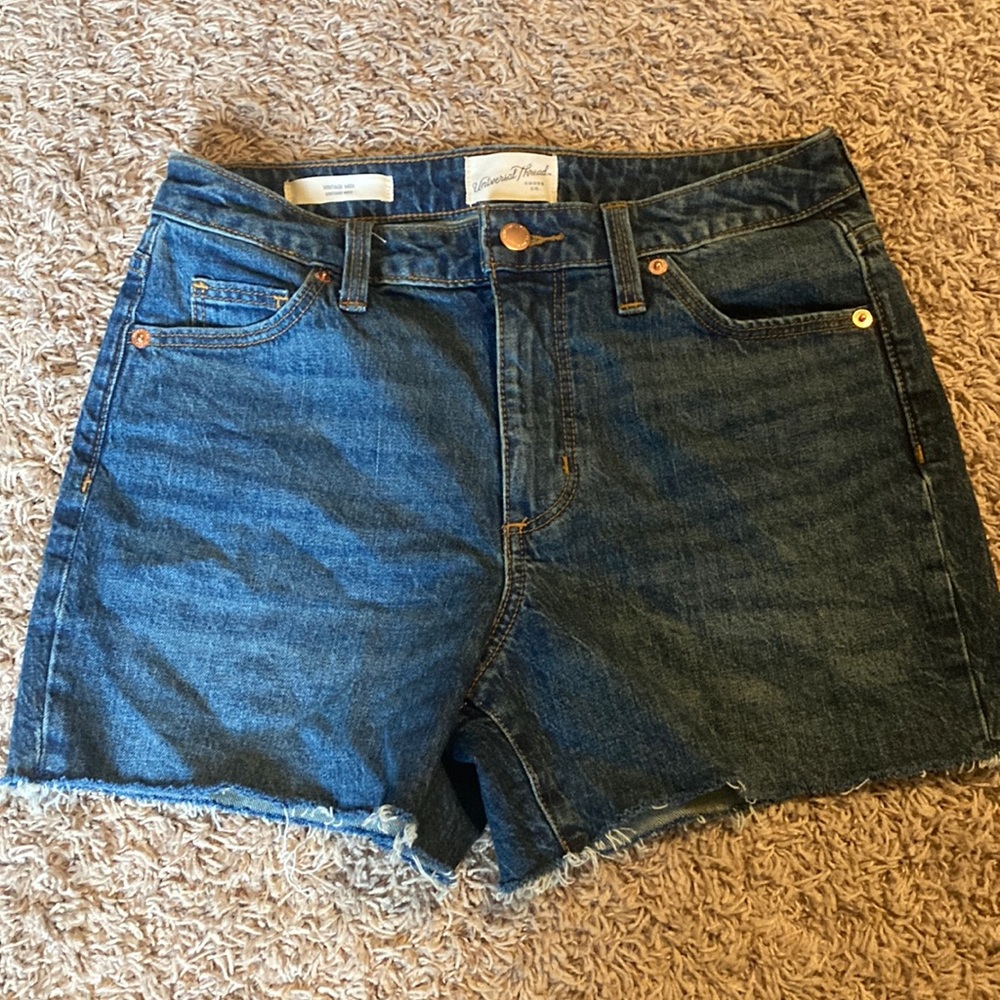 Universal Thread vintage midi Jean shorts size 2